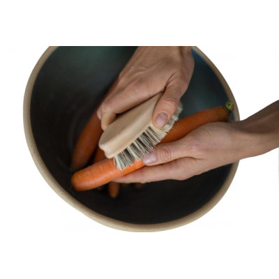 Tierra Verde wooden vegetable brush PEFC | WERECO